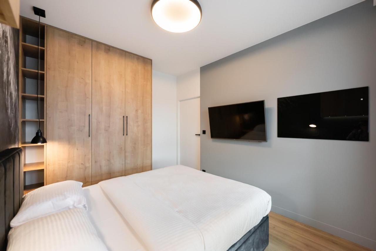 Zoliborz Obsidian Apartment วอร์ซอ ภายนอก รูปภาพ