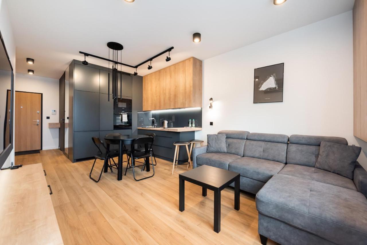 Zoliborz Obsidian Apartment วอร์ซอ ภายนอก รูปภาพ